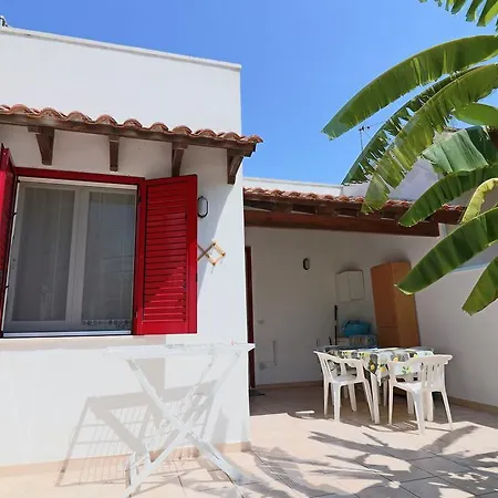 Holiday home Villetta Maccia A Padula Bianca Gallipoli